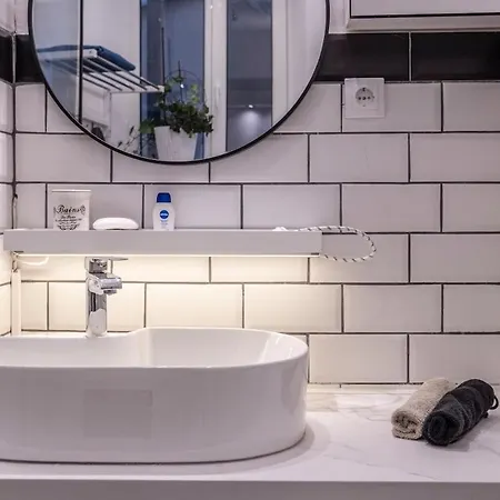 Elegant, Chique & Spacious Boho Loft Lejlighed *