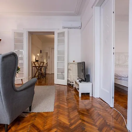 Elegant, Chique & Spacious Boho Loft Belgrado