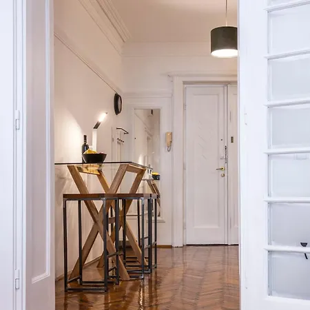 Elegant, Chique & Spacious Boho Loft * Belgrado