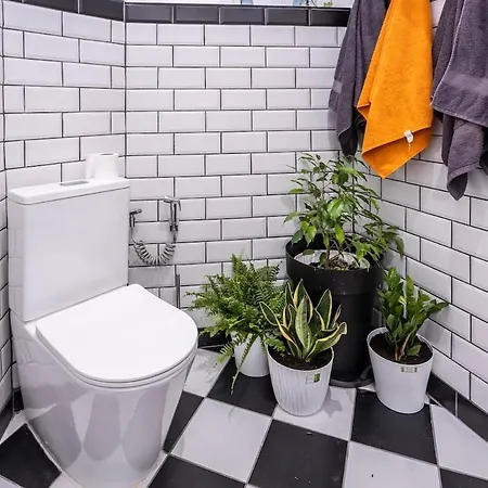 Elegant, Chique & Spacious Boho Loft *