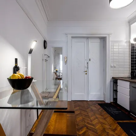 Elegant, Chique & Spacious Boho Loft Lejlighed *