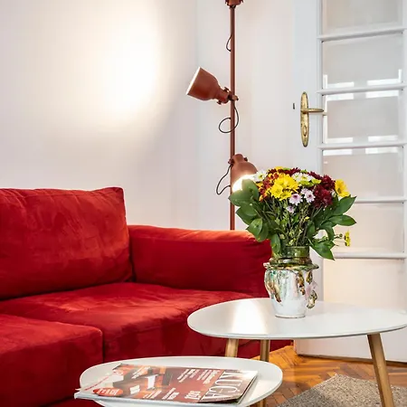 Lejlighed Elegant, Chique & Spacious Boho Loft Beograd