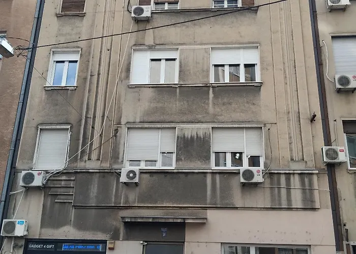 Elegant, Chique & Spacious Boho Loft Apartament Belgrad