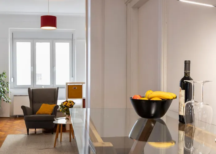 Elegant, Chique & Spacious Boho Loft Apartament Belgrad