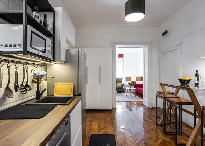 Apartament Elegant, Chique & Spacious Boho Loft Belgrad